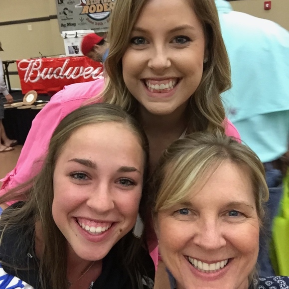 Meet your Posher, KennedysKloset - Picture 5 of 6